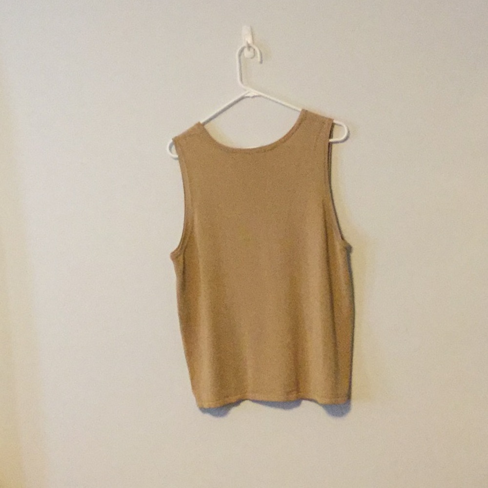 Gold sleeveless shell - Picture 3 of 4